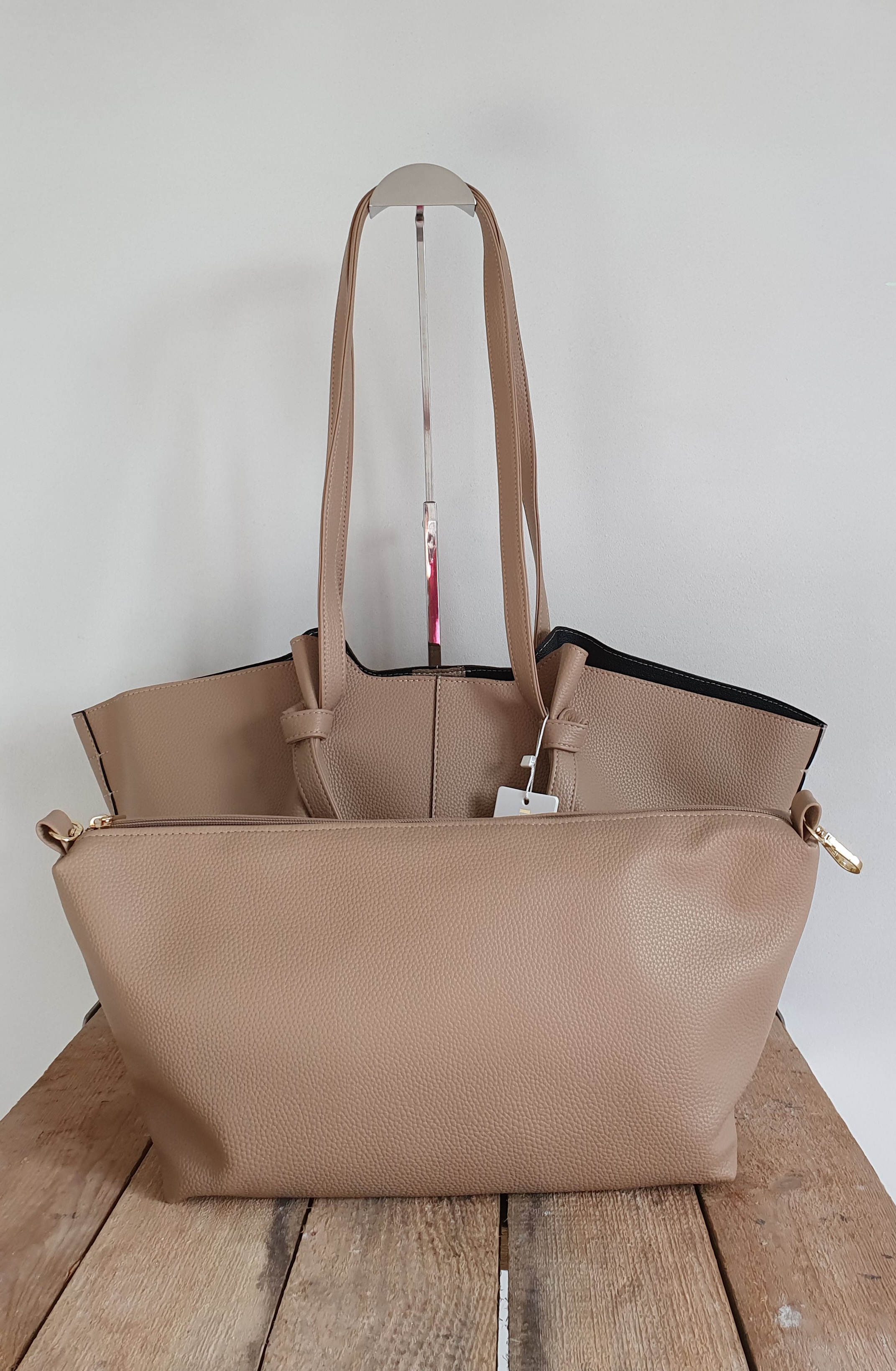 aura-biaggi-shopper-2w1-z-saszetka-bezowa