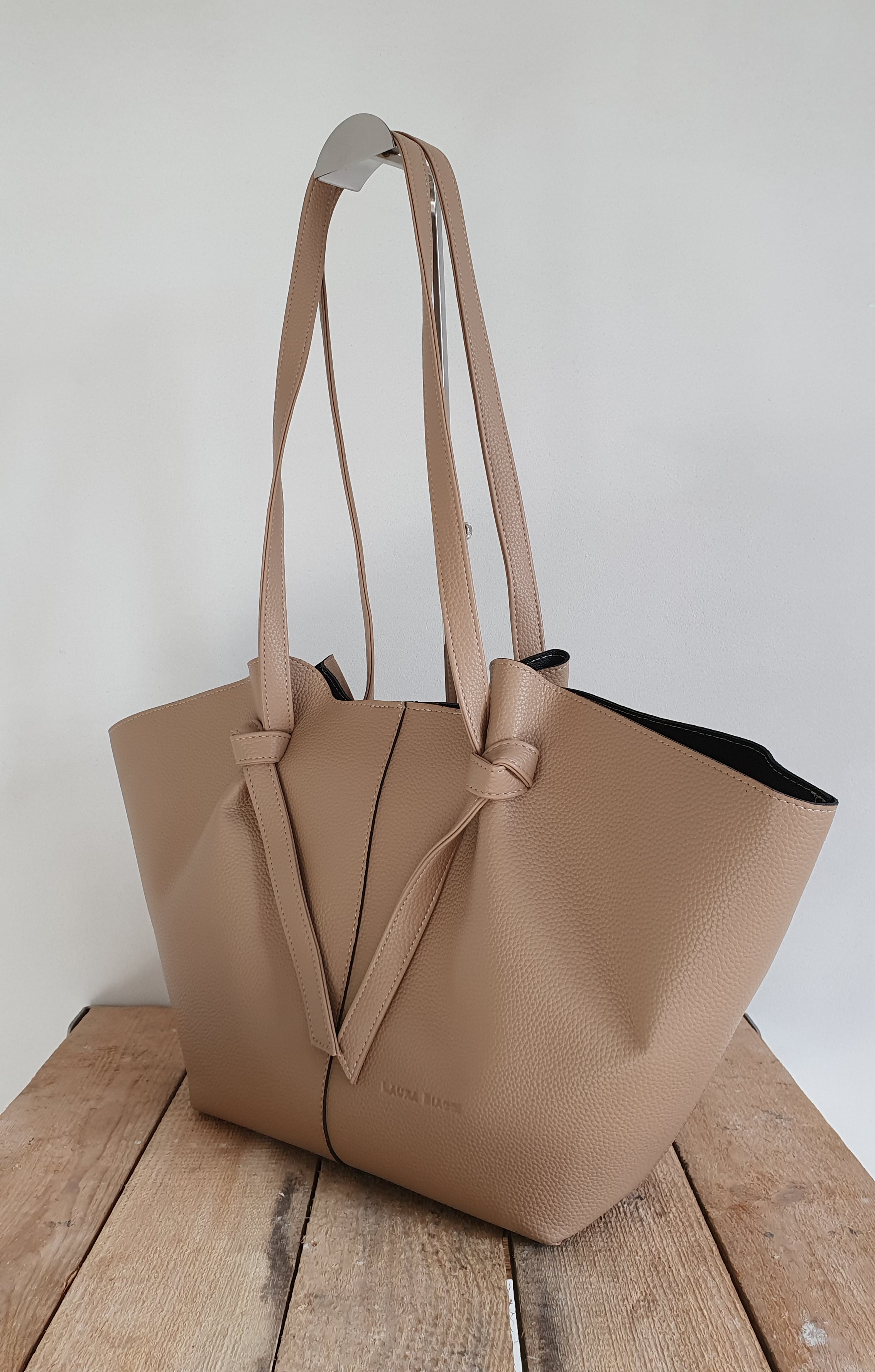 laura-biaggi-torebka-shopper-bezowa-bok