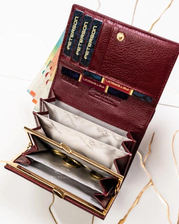 Skórzany portfel damski PETERSON